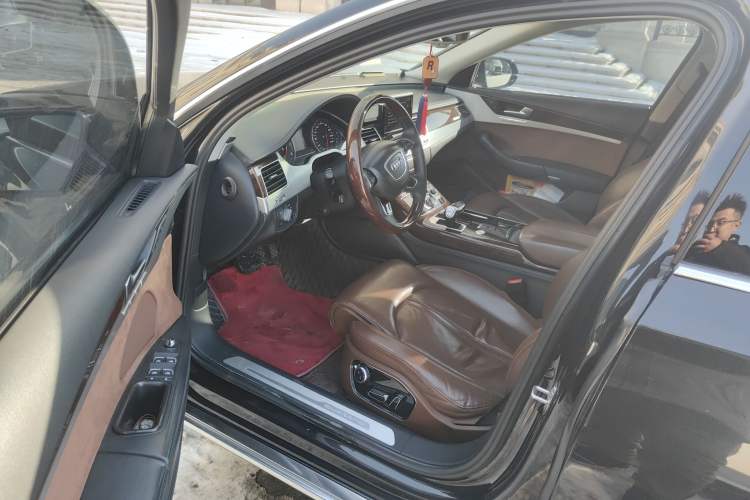 Used Audi A8 2014 A8L 45 TFSI quattro Luxury Model
