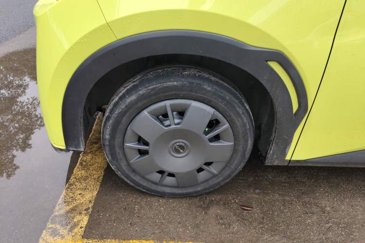 Used BYD Seagull 2023 Active Version Left Front Wheel Hub