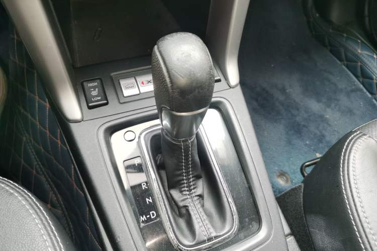 Used Subaru Forester 2015 2.0i Special Edition Commemorative Model
