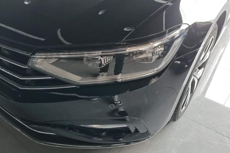 Used Volkswagen Magotan 2020 330TSI DSG Leading Model Left Front Headlight