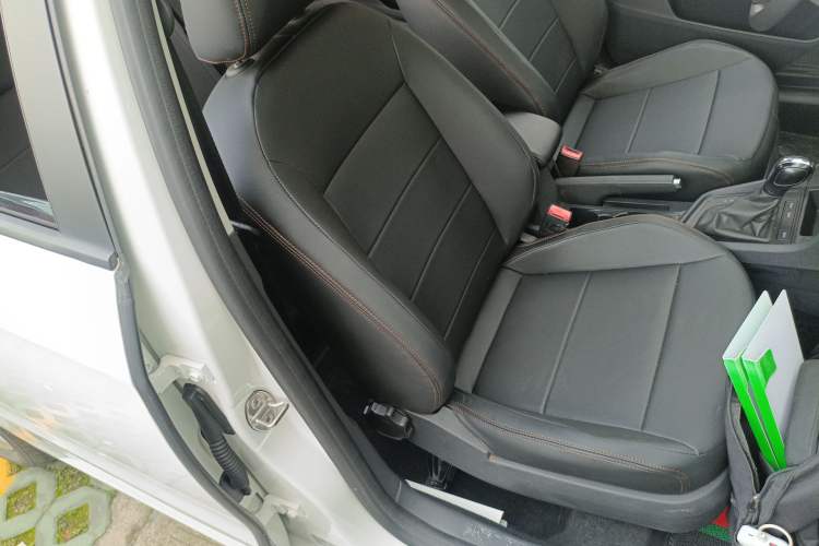 Used Volkswagen Lavida 2018 Classic 1.5L Automatic Fashion Edition China VI Standard Right Front Seat