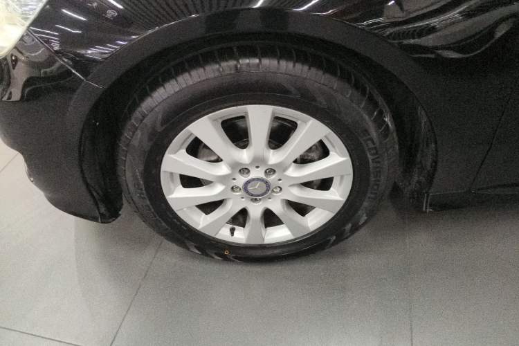 Used Mercedes-Benz R-Class 2017 R 320 4MATIC Business Edition Prestige Model
