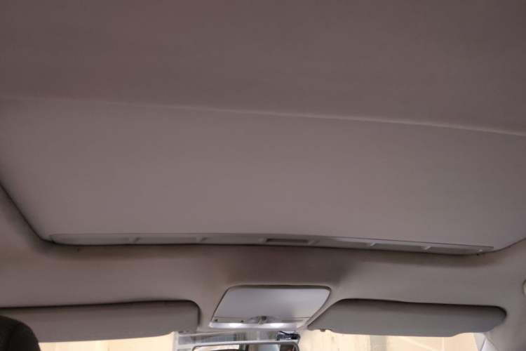 Used Volkswagen Bora 2011 1.6L Manual Comfort Version Headliner