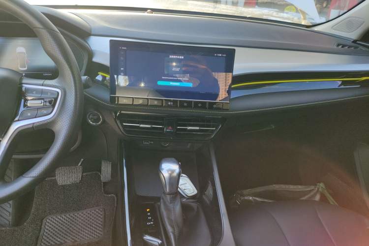 Used Roewe i5 2021 Revised Version 1.5L CVT Diamond Edition
