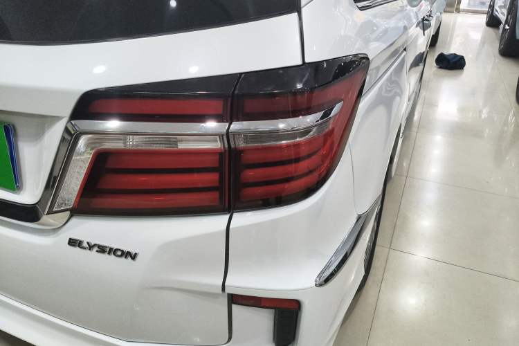 Used Honda Elysion 2016 2.4L Luxury Edition