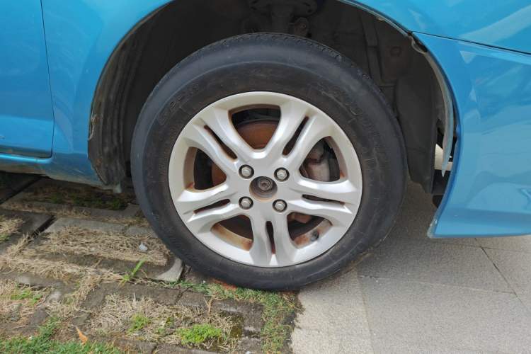 Used Everus S1 2014 1.3L Manual Comfort Edition
