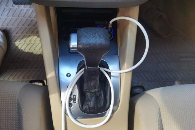 Used Volkswagen Sagitar 2006 2.0L Automatic Fashion Edition
