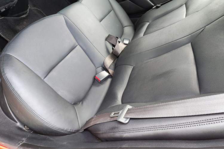 Used Kia K2 2015 Sedan 1.4L MT GLS Left Rear Seat