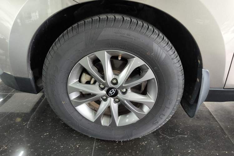 Used Hyundai ix35 2013 2.0L Automatic 2WD Comfort GL China IV Standard
