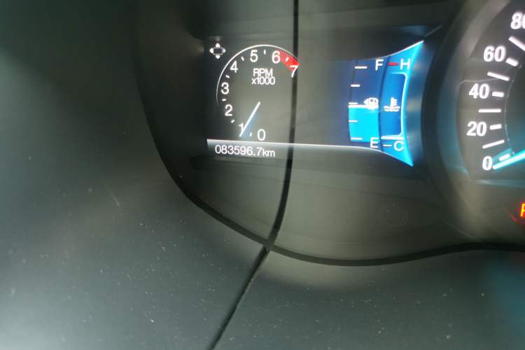 Used Ford Edge 2016 EcoBoost 245 Two-Wheel-Drive Titanium 7-Seater
