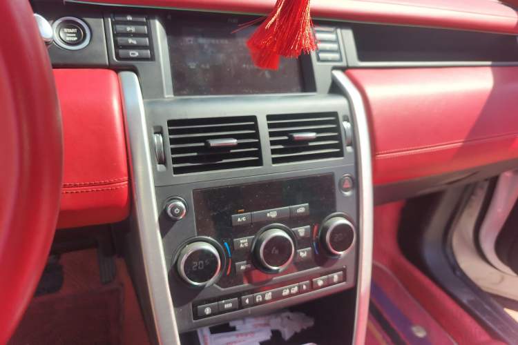 Used Land Rover Discovery Sport 2019 240 PS SE Version China V Standard