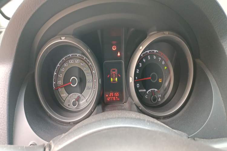 Used Mitsubishi Pajero Sport  Instrument Cluster