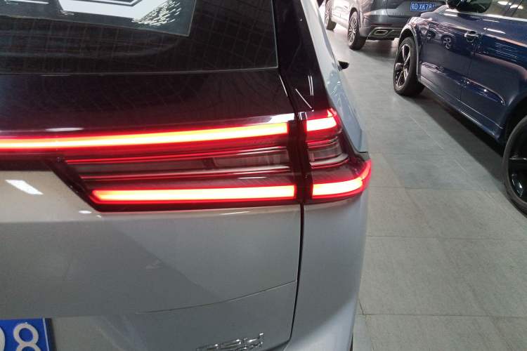Used GAC Trumpchi GS4 2024 MAX 1.5T Flagship Edition Right Rear Taillight