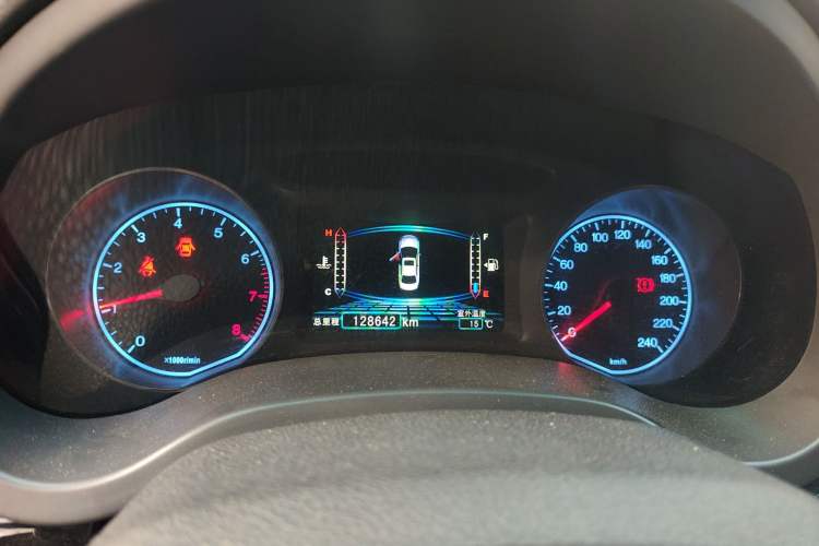 Used BYD Surui 2014 1.5L Manual Luxury Model
