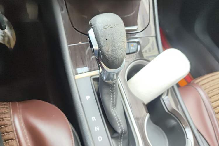 Used Buick Verano 2018 Sedan 20T Dual-Clutch Leading Model Gear Lever