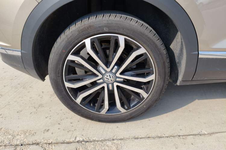 Used Volkswagen T-ROC 2019 280TSI DSG Two-Wheel Drive Comfort Version China VI Standard