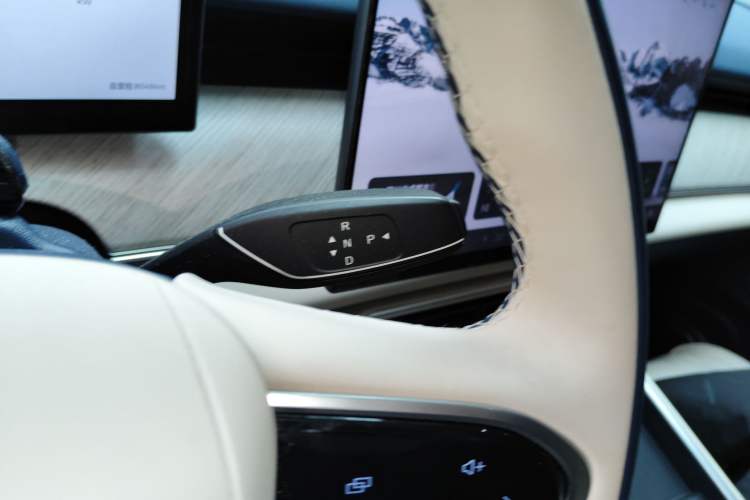 Used Chery Fengyun T9 2024 120 Long-Range Flagship Version 7 Seats Lithium Iron Phosphate