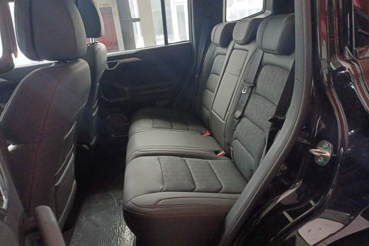 Used JETOUR Traveler C-DM 2024 C-DM 208KM Mountain & Wilderness Edition