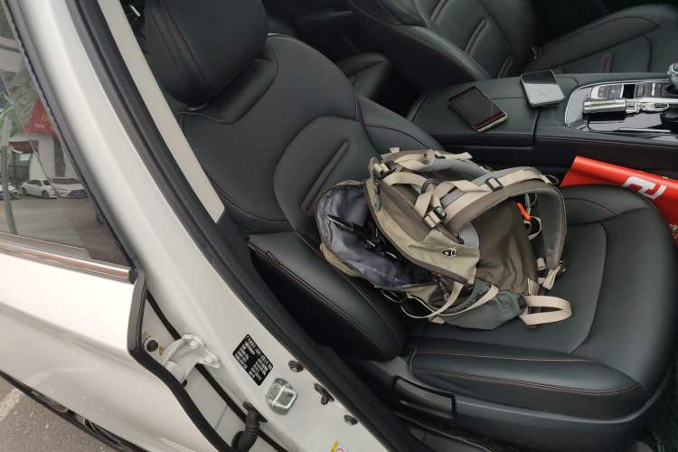 Used GAC Trumpchi GS4 PLUS 2021 270T Automatic Galaxy Edition Right Front Seat