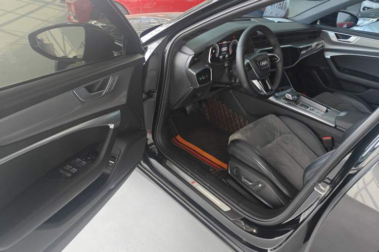 Used Audi A6L 2023 Revised 40 TFSI Luxury Dynamic Edition