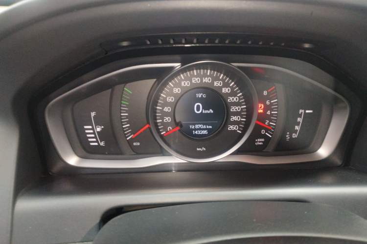 Used Volvo XC60 2017 T5 Smart Upgrade Edition