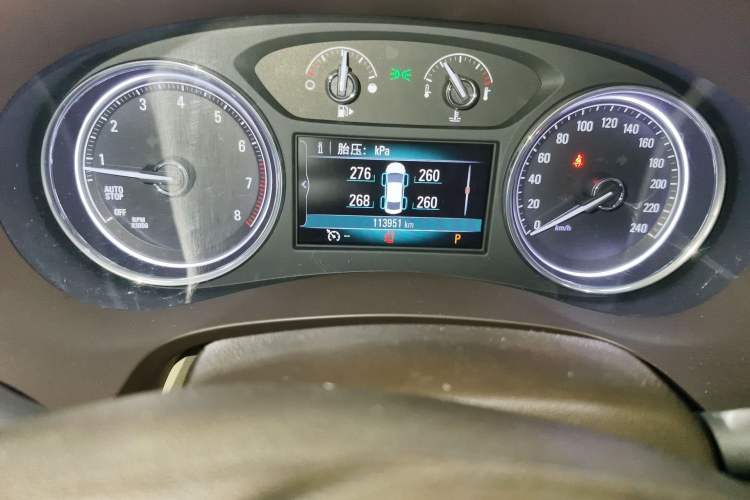 Used Buick LaCrosse 2016 Revised 20T Leading Edition Odometer Close Up