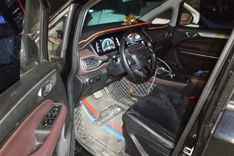 Used GAC Trumpchi M6 2021 PRO 270T DCT Luxury Edition
