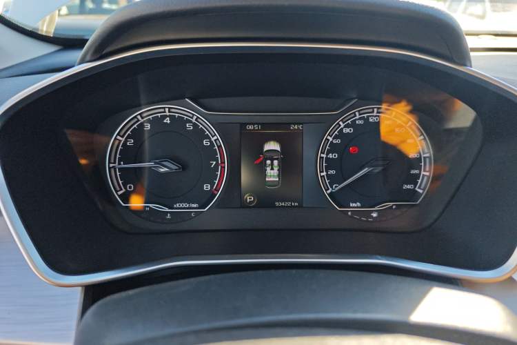 Used Geely Auto Coolray 2019 260T DCT Knight China VI Standard Instrument Cluster