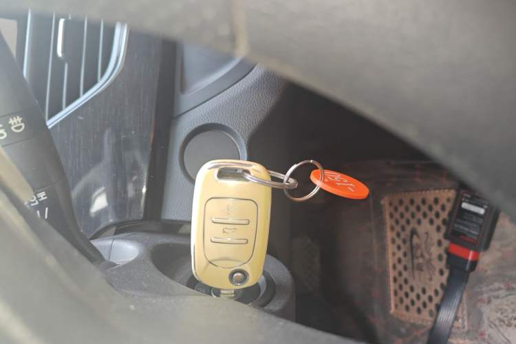 Used Baojun 310 2017 1.5L Automatic Fashion Model