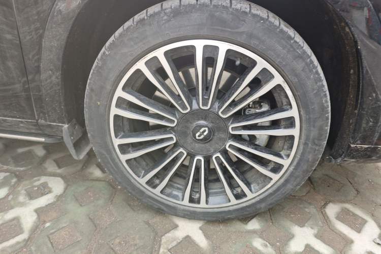 Used Hima AITO M7 2024 1.5T Intelligent Driving 4WD Ultra Version 6 Seats
