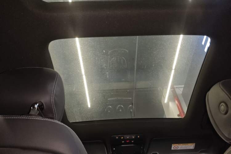 Used Mercedes-Benz GLC 2018 GLC 260 4MATIC Luxury Model