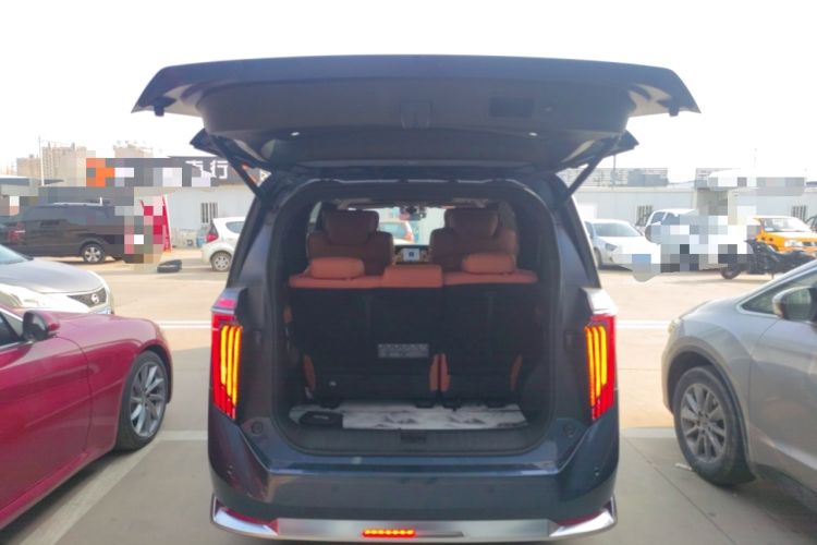 Used GAC Trumpchi Xiangwang M8 2025 Kunkun Series Ultra First-Class Cabin Trunk