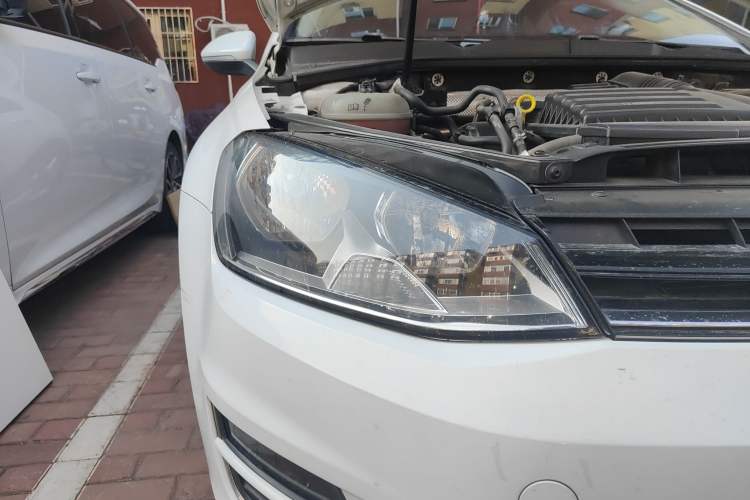 Used Volkswagen Golf 2014 1.4TSI Automatic Luxury Model