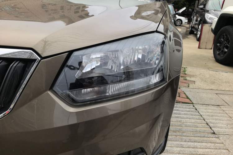 Used Skoda Yeti 2014 1.8TSI DSG Polar Edition