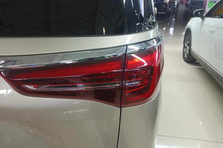 Used Buick GL8 2021 ES Landtrek 653T Luxury Model