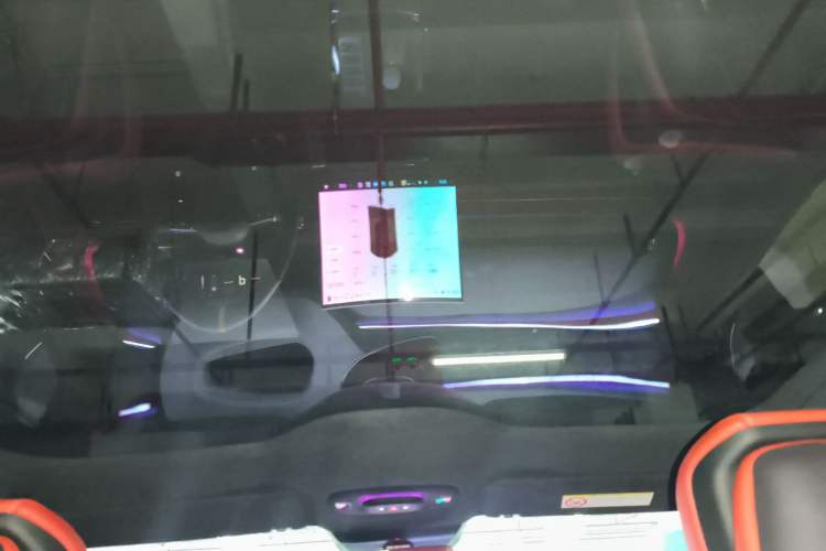 Used Xiaomi Auto SU7 2024 Four-Wheel Drive Ultra-Long Range Advanced Intelligent Driving Max Edition