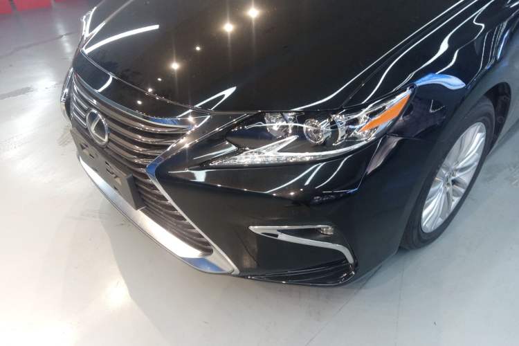 Used Lexus ES 2016 250 Midnight Special Limited Edition
