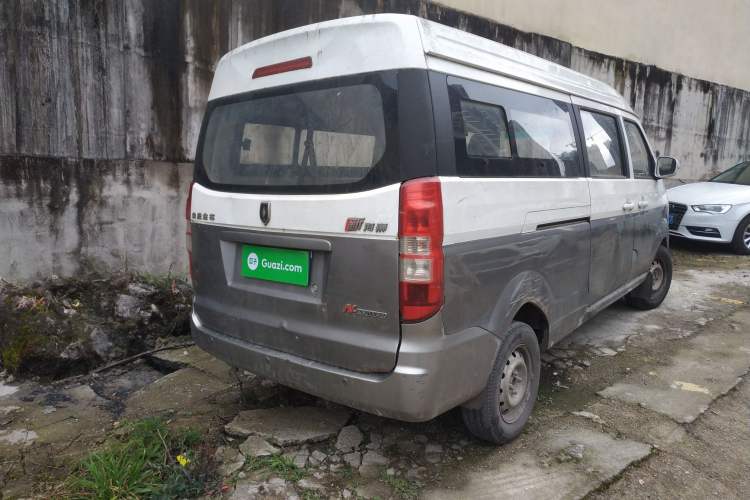 Used Jinbei New Hiace X30L 2019 1.5L Wealth Edition China VI SWC15M Rear Right 45 Deg