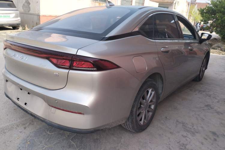 Used AION S 2023 Meizu 580 Lithium Iron Phosphate Rear Right 45 Deg