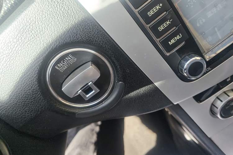 Used Volkswagen Magotan 2012 Revised 1.8TSI Luxury Version Vehicle Key