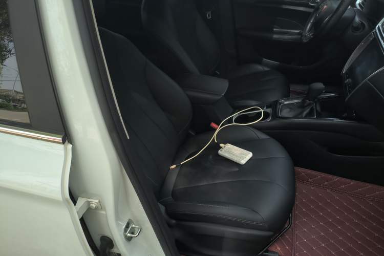 Used Roewe i5 2019 1.5L Automatic 4G Connected Langhao Edition Right Front Seat