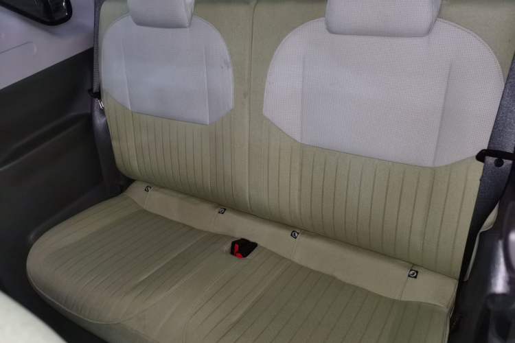 Used Geely Galaxy Panda 2023 Panda Mini 200km Endurance Bear
