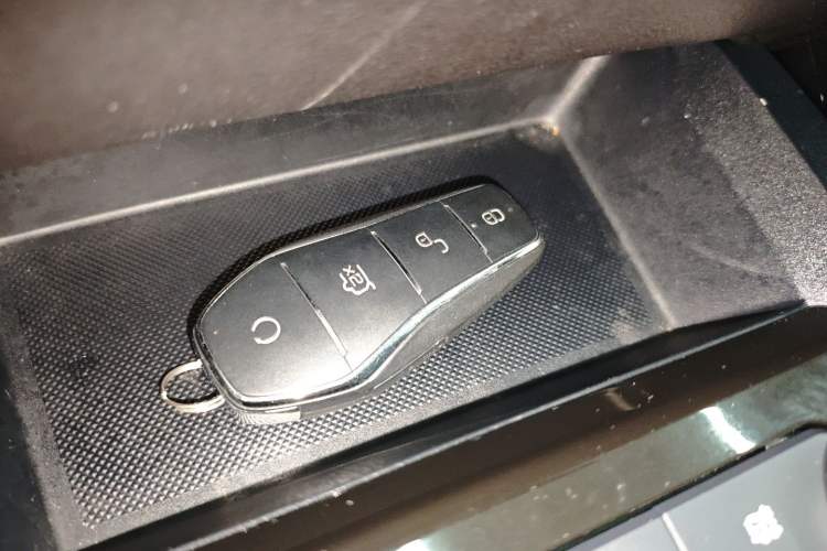 Used BYD e2 2020 Upgraded Model Standard Range Version Standard Configuration Interior 1