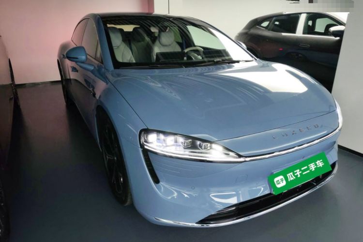 Used Hima Luxeed S7 2025 705 km Pro