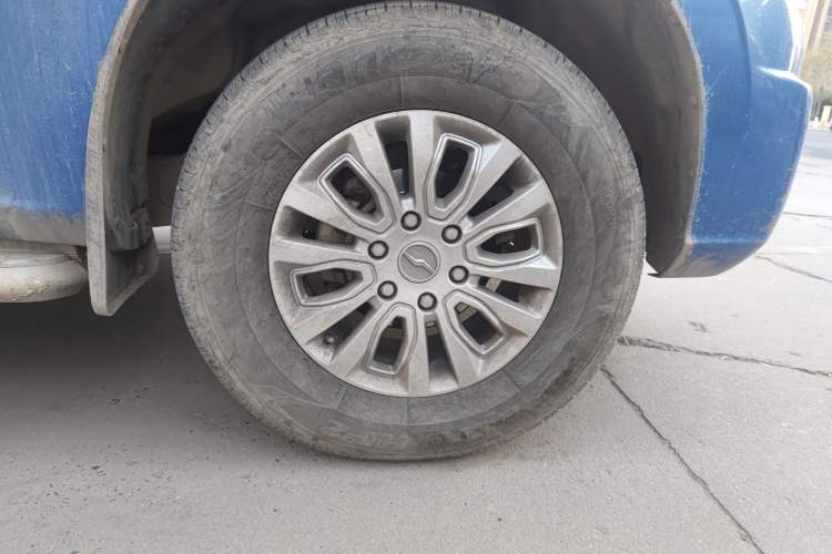 Used Zxauto Terralord 2018 2.5T Two-Wheel Drive Luxury Version Standard Double Right Front Wheel Hub