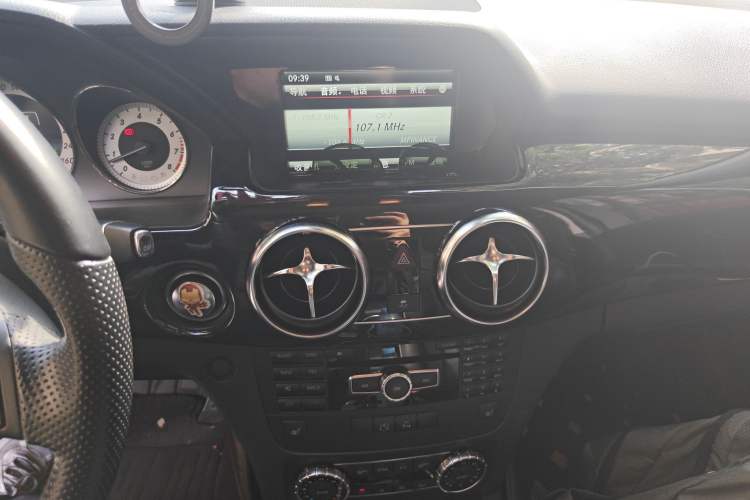 Used Mercedes-Benz GLK-Class 2013 Facelift GLK 300 4MATIC Luxury Edition
