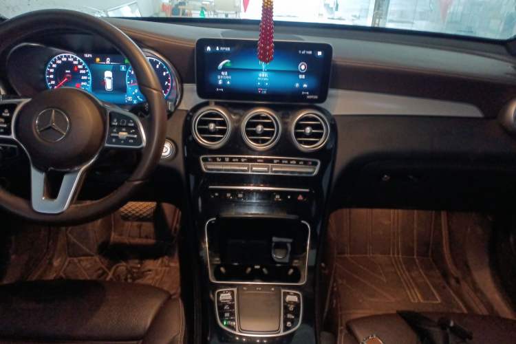 Used Mercedes-Benz GLC 2021 GLC 260 L 4MATIC Dynamic Edition
