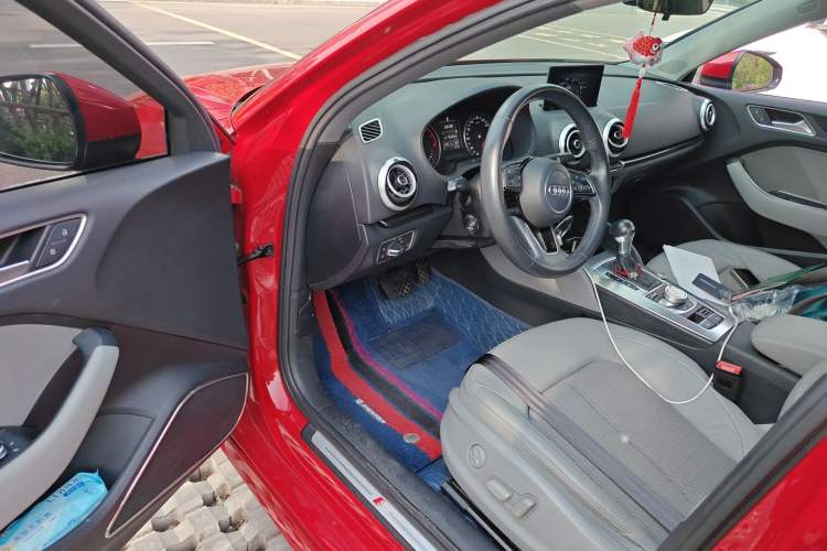 Used Audi A3 2020 Limousine 35 TFSI Fashion Edition China VI Emission Standard