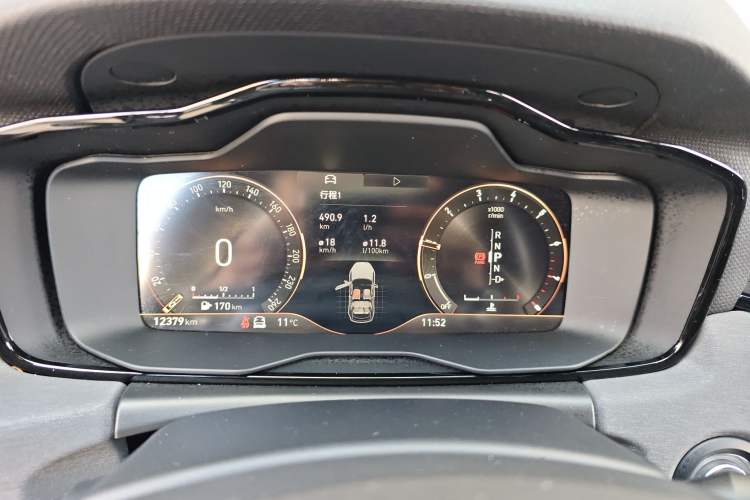 Used Lynk & Co 02 Hatchback 2022 2.0TD Pro
