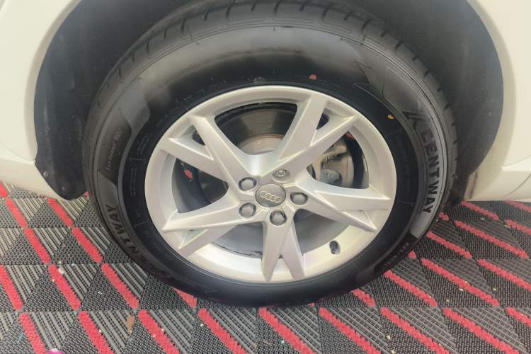 Used Audi Q3 2017 30 TFSI Fashion Model